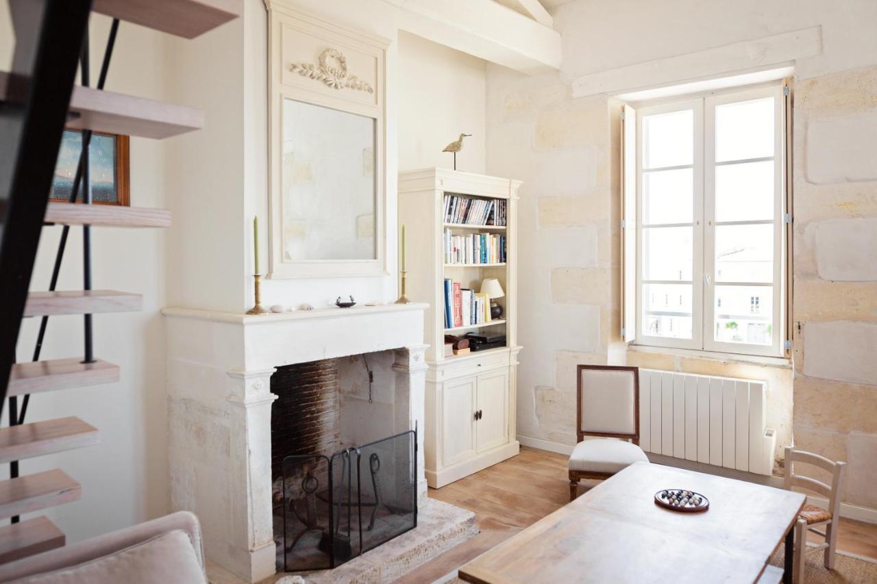 XVIII Century Gem With Magnificent Views Of The Harbour With A Private Garage Lägenhet Saint-Martin-de-Ré Exteriör bild