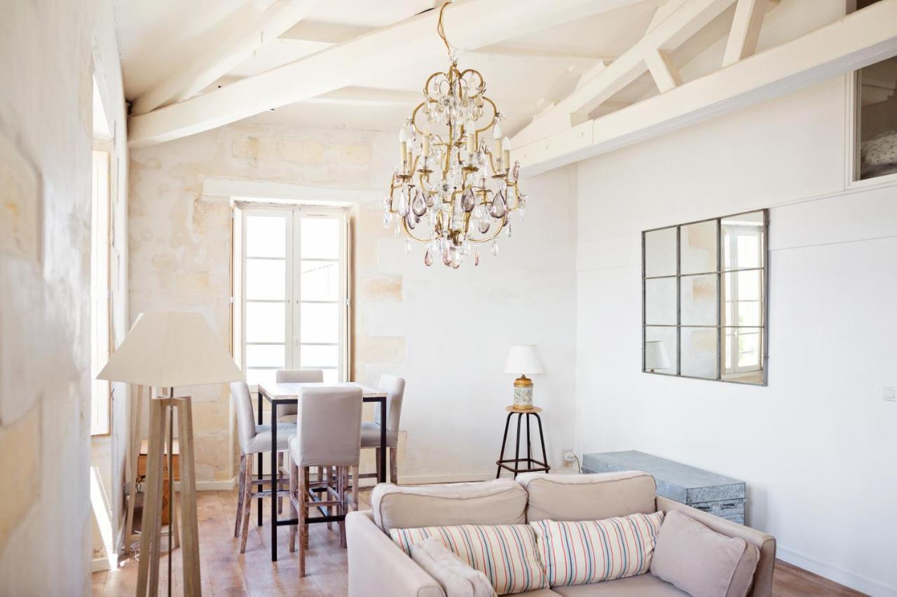 XVIII Century Gem With Magnificent Views Of The Harbour With A Private Garage Lägenhet Saint-Martin-de-Ré Exteriör bild
